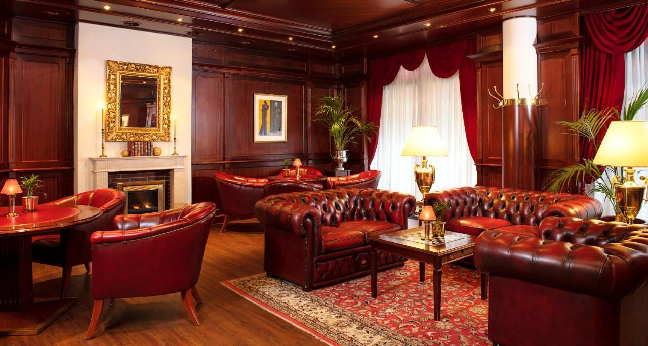 Victor'S Residenz-Hotel Саарбрюкен Екстериор снимка
