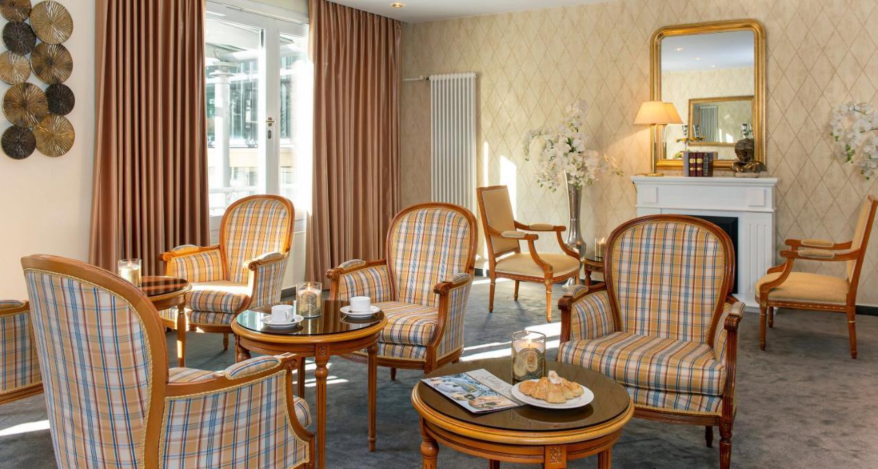 Victor'S Residenz-Hotel Саарбрюкен Екстериор снимка